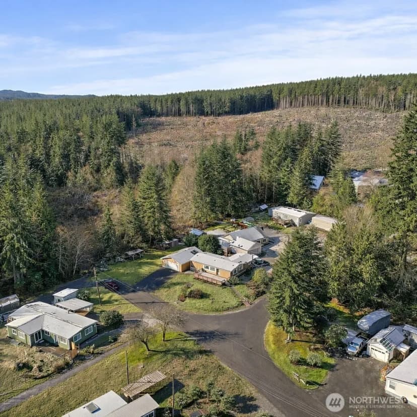 Property photo for 124 W Blakley Drive, Elma photo 37