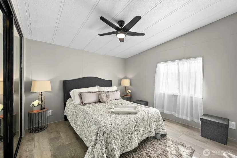 Property photo for 124 W Blakley Drive, Elma photo 22