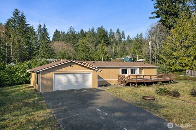 Property photo for 124 W Blakley Drive, Elma photo 40