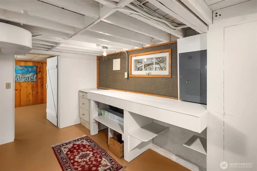 Property photo for 548 Ne 102nd Street, Seattle photo 16