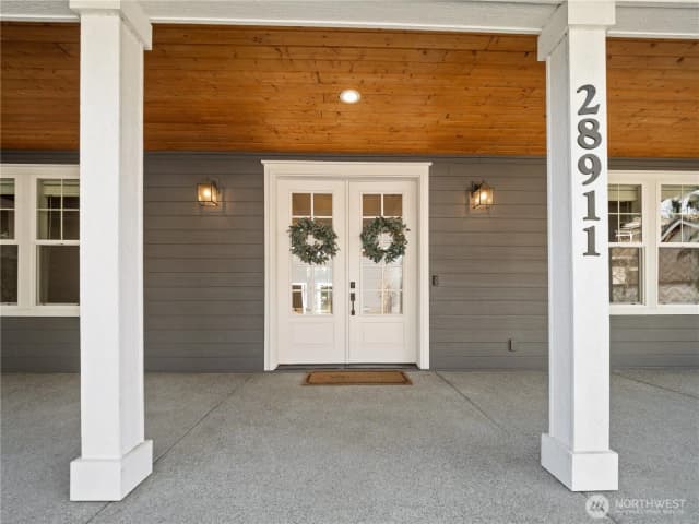 Property photo for 28911 220th Place Se, Black Diamond photo 5
