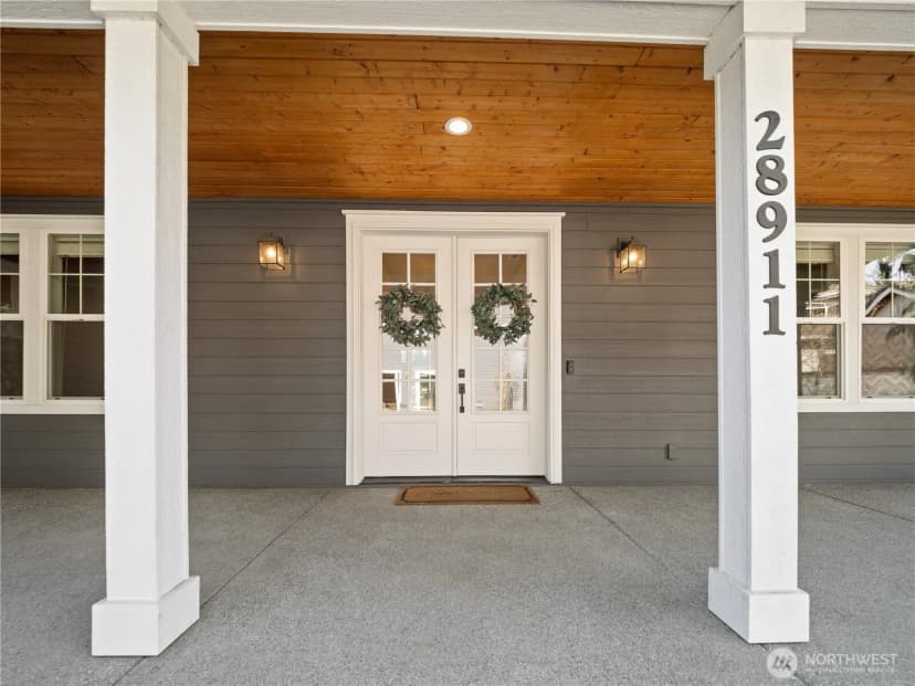 Property photo for 28911 220th Place Se, Black Diamond photo 5