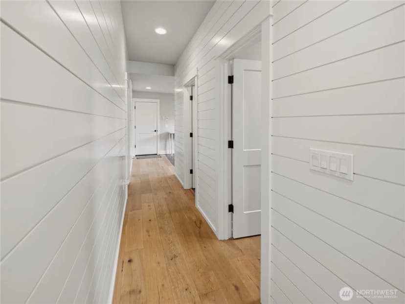 Property photo for 28911 220th Place Se, Black Diamond photo 19