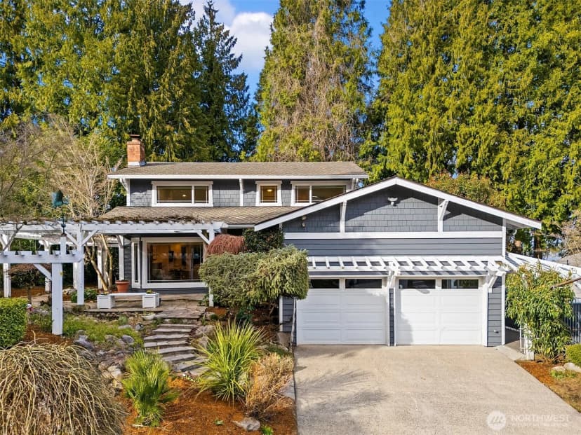 Property photo for 17226 Se 40th Place, Bellevue photo 2