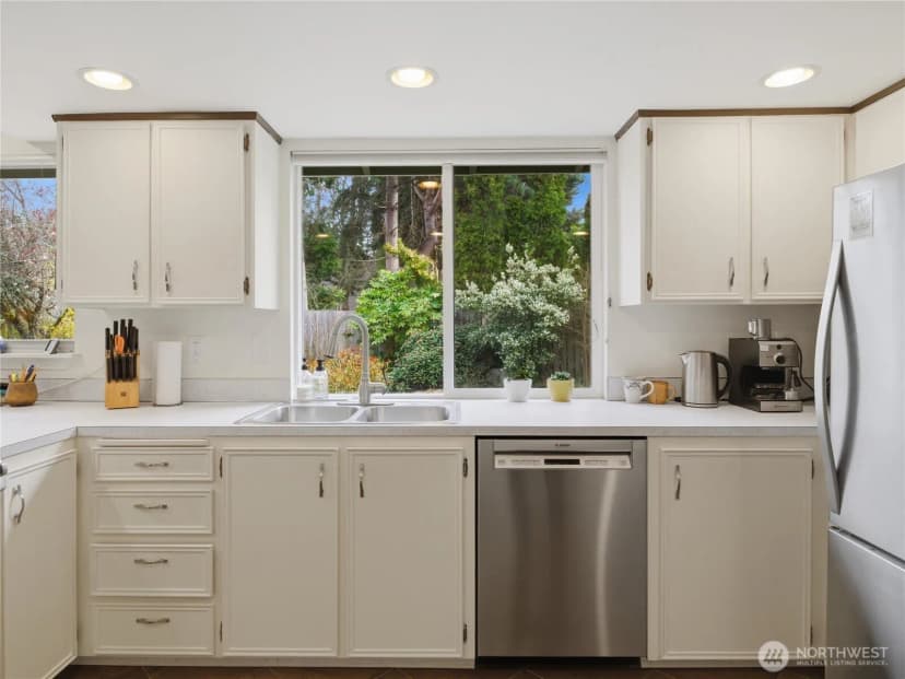 Property photo for 2548 Smithers Avenue S, Renton photo 11