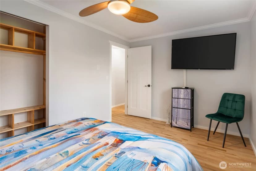 Property photo for 24309 47th Avenue Se, Woodinville photo 15