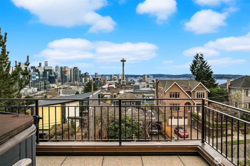 Property photo for 364 Highland Drive, Seattle photo 23