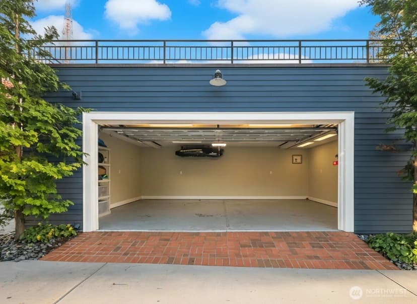 Property photo for 364 Highland Drive, Seattle photo 38