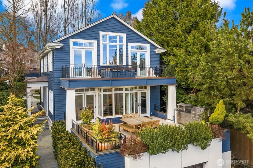 Property photo for 364 Highland Drive, Seattle