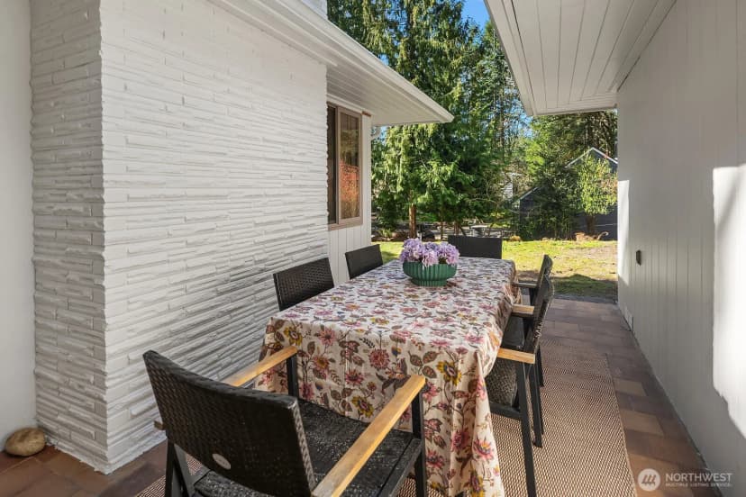 Property photo for 3057 241st Avenue Se, Sammamish photo 29