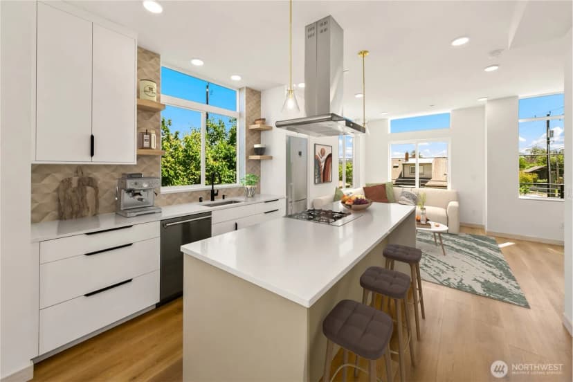 Property photo for 4306 S Holden Street, Seattle photo 11