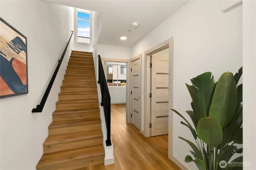 Property photo for 4306 S Holden Street, Seattle photo 6