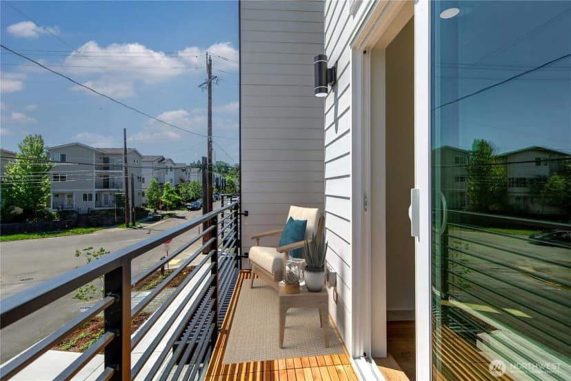 Property photo for 4306 S Holden Street, Seattle photo 16