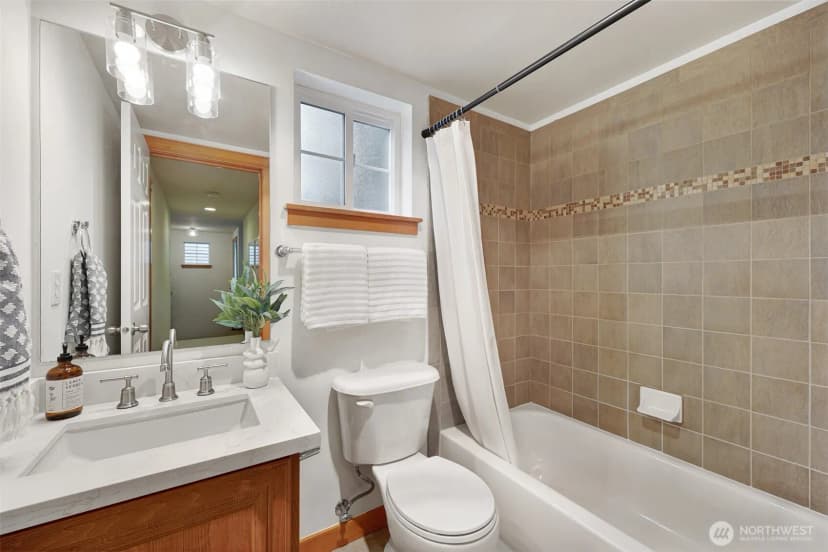 Property photo for 1118 Nw 56th Street #a, Seattle photo 25