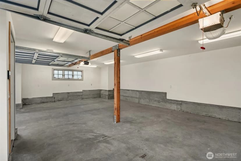 Property photo for 360 Highland Drive, Seattle photo 36