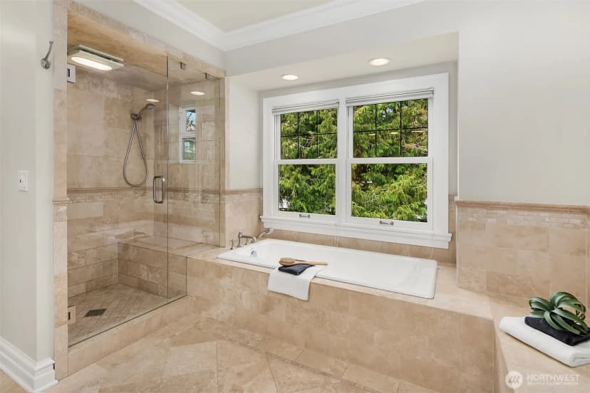 Property photo for 360 Highland Drive, Seattle photo 20