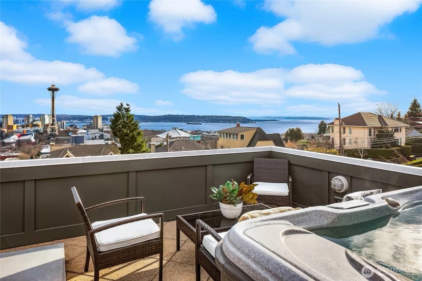 Property photo for 360 Highland Drive, Seattle photo 24