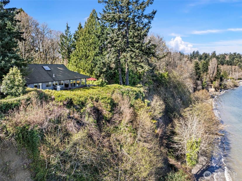 Property photo for 8032 Sw 222nd Place, Vashon photo 2