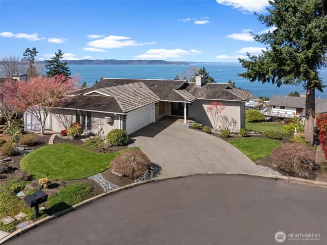 Property photo for 165 S 293rd Street, Federal Way photo 2