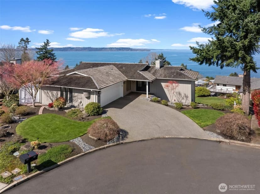 Property photo for 165 S 293rd Street, Federal Way photo 2