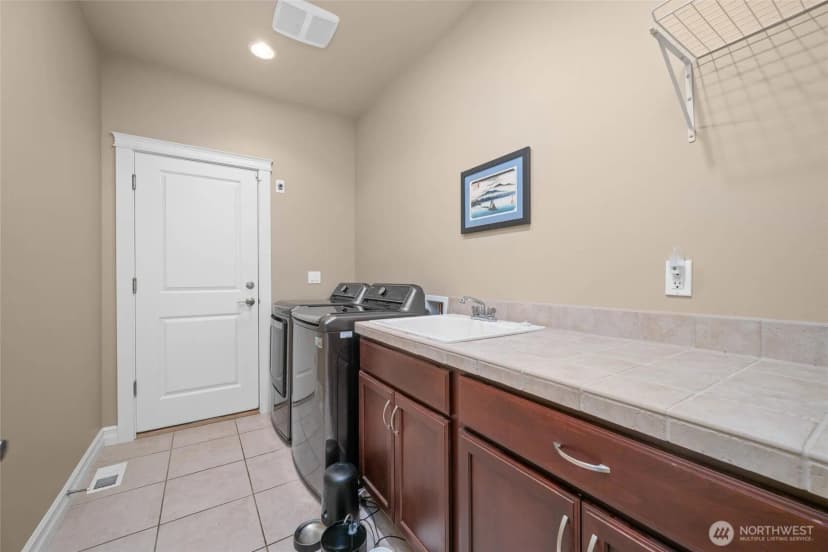 Property photo for 2308 18th Street, Anacortes photo 36