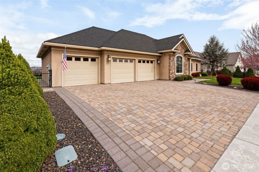 Property photo for 7505 Crestfields Road, Yakima photo 5