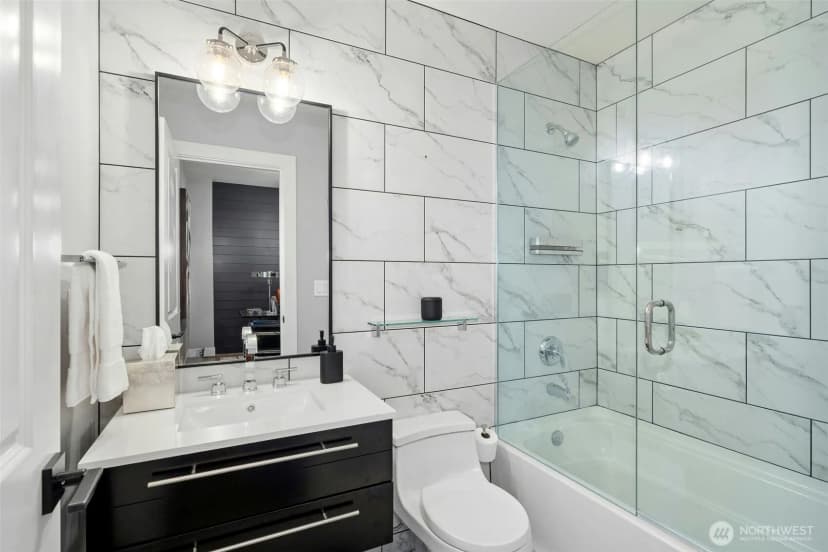 Property photo for 7829 Ne 121st Lane #a, Kirkland photo 31