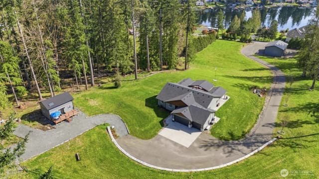 Property photo for 15122 56th Avenue Nw, Stanwood photo 3