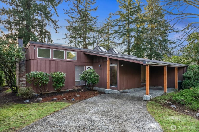 Property photo for 11259 126th Avenue Ne, Kirkland photo 2