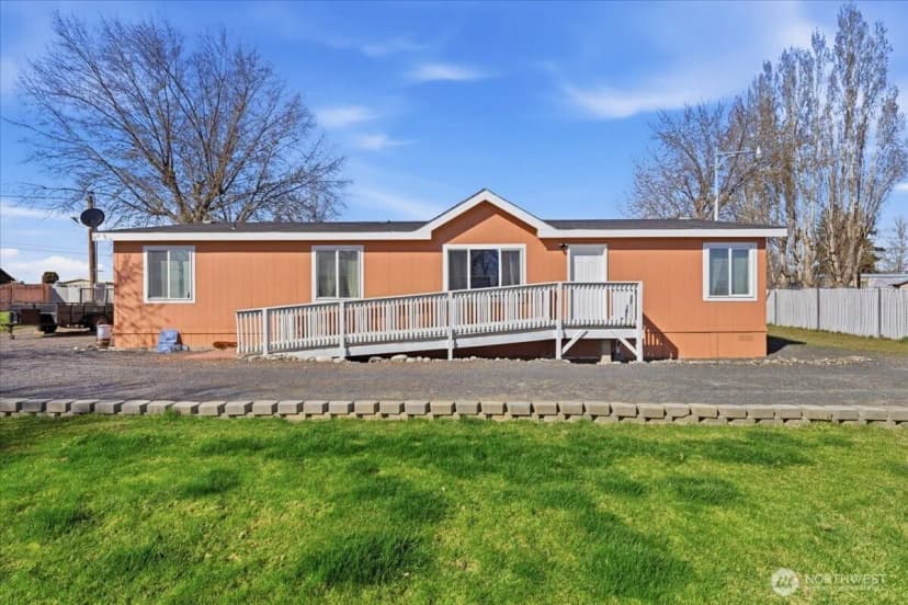 Property photo for 153 Nw Quincy Place, Soap Lake photo 4