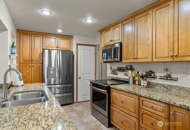 Property photo for 15014 54th Place W, Edmonds photo 12