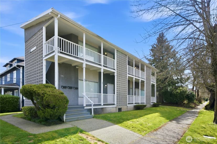Property photo for 901 S Grant Avenue, Tacoma