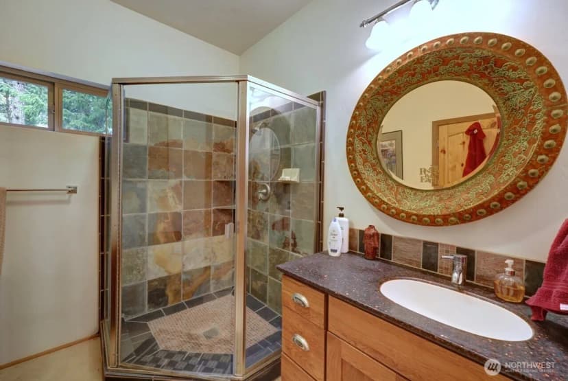 Property photo for 16820 Sandridge Road, Long Beach photo 22