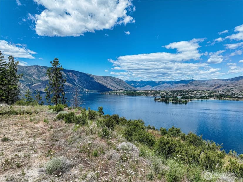 Property photo for 4620 South Lakeshore Rd., Chelan photo 3