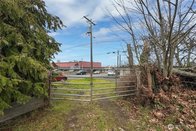 Property photo for 1101 E Second Street, Port Angeles photo 25