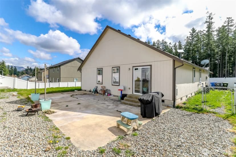 Property photo for 774 Carriage Court Drive W, Eatonville photo 34