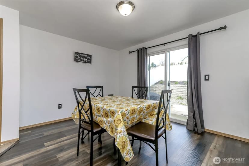 Property photo for 774 Carriage Court Drive W, Eatonville photo 17