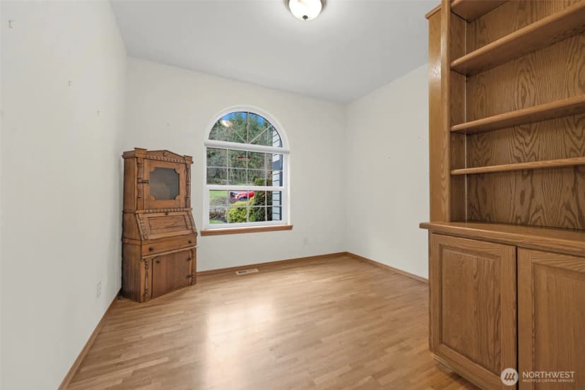 Property photo for 6733 115th Street Nw, Marysville photo 18