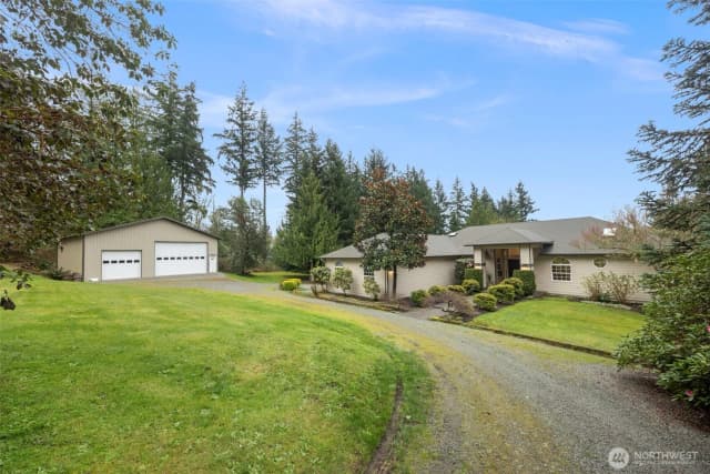 Property photo for 6733 115th Street Nw, Marysville photo 2