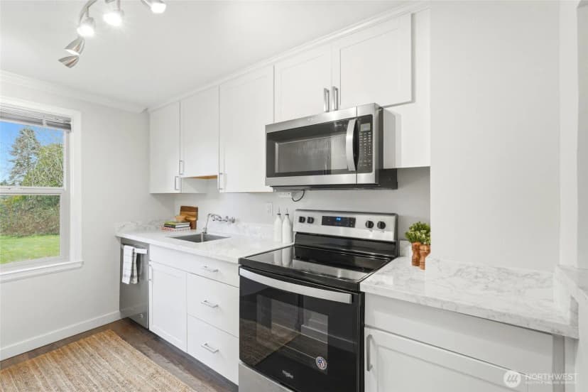 Property photo for 220 Sw 137th St, Burien photo 10