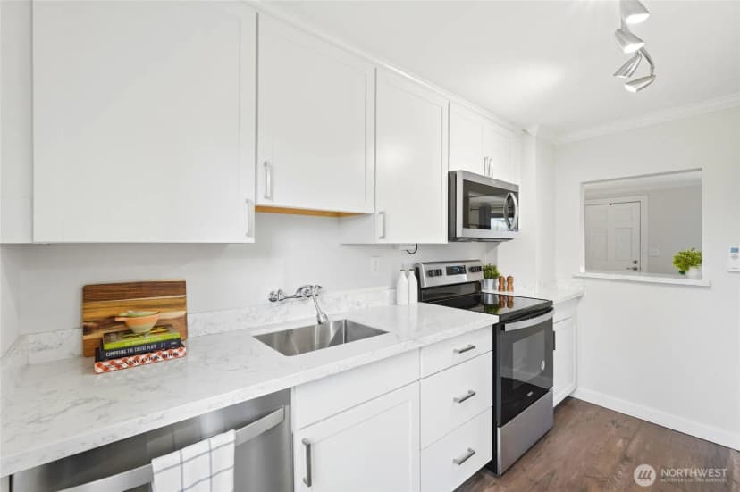 Property photo for 220 Sw 137th St, Burien photo 8