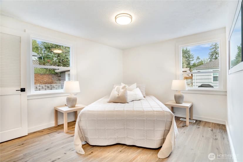 Property photo for 2450 Marine Drive, Bremerton photo 18