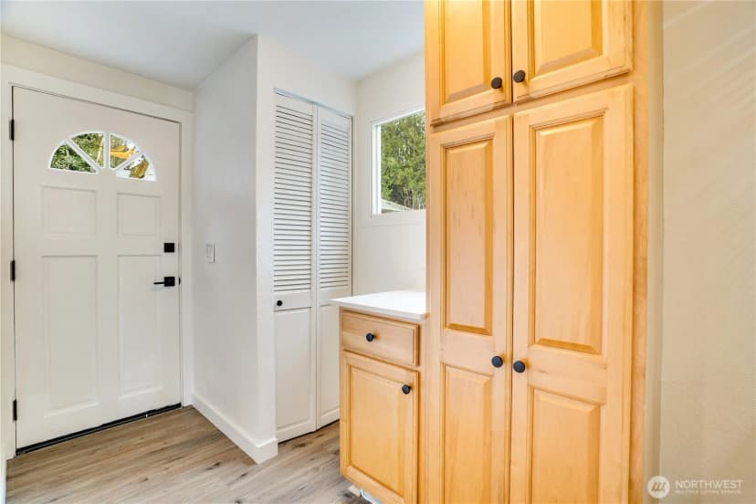 Property photo for 2450 Marine Drive, Bremerton photo 14