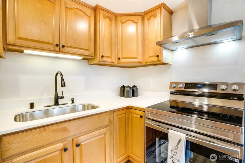 Property photo for 2450 Marine Drive, Bremerton photo 11