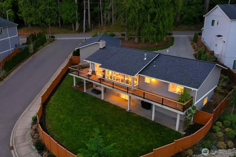 Property photo for 17407 3rd Avenue Se, Bothell photo 30