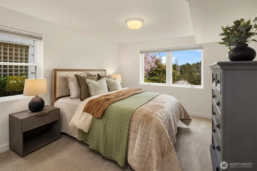 Property photo for 5218 Ivanhoe Place Ne, Seattle photo 31