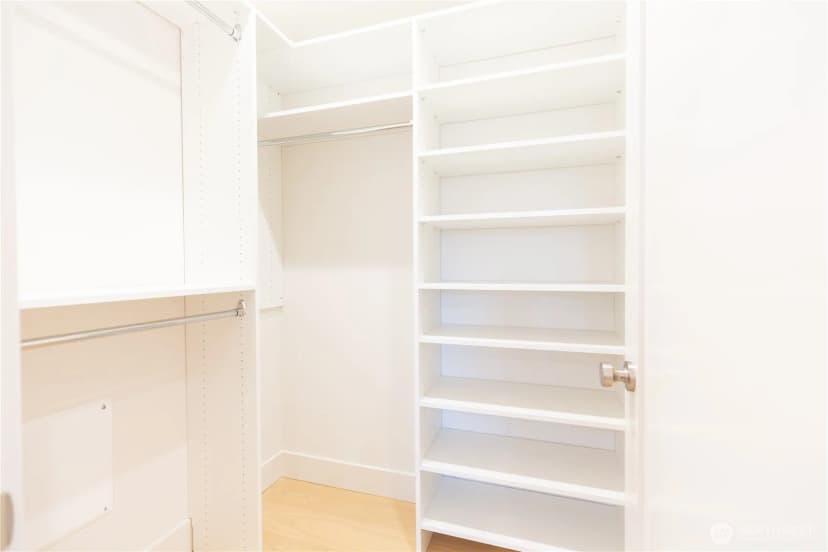 Property photo for 1530 25th Ave #b, Seattle photo 10