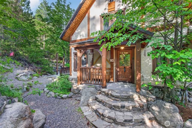 Property photo for 7150 Icicle Rd, Leavenworth photo 2