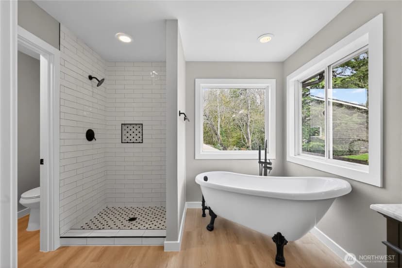 Property photo for 26518 Ne Kennedy Drive, Duvall photo 11