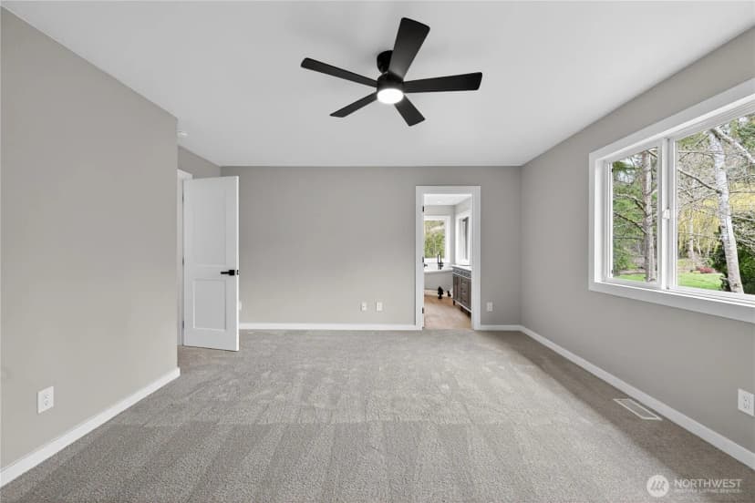 Property photo for 26518 Ne Kennedy Drive, Duvall photo 25